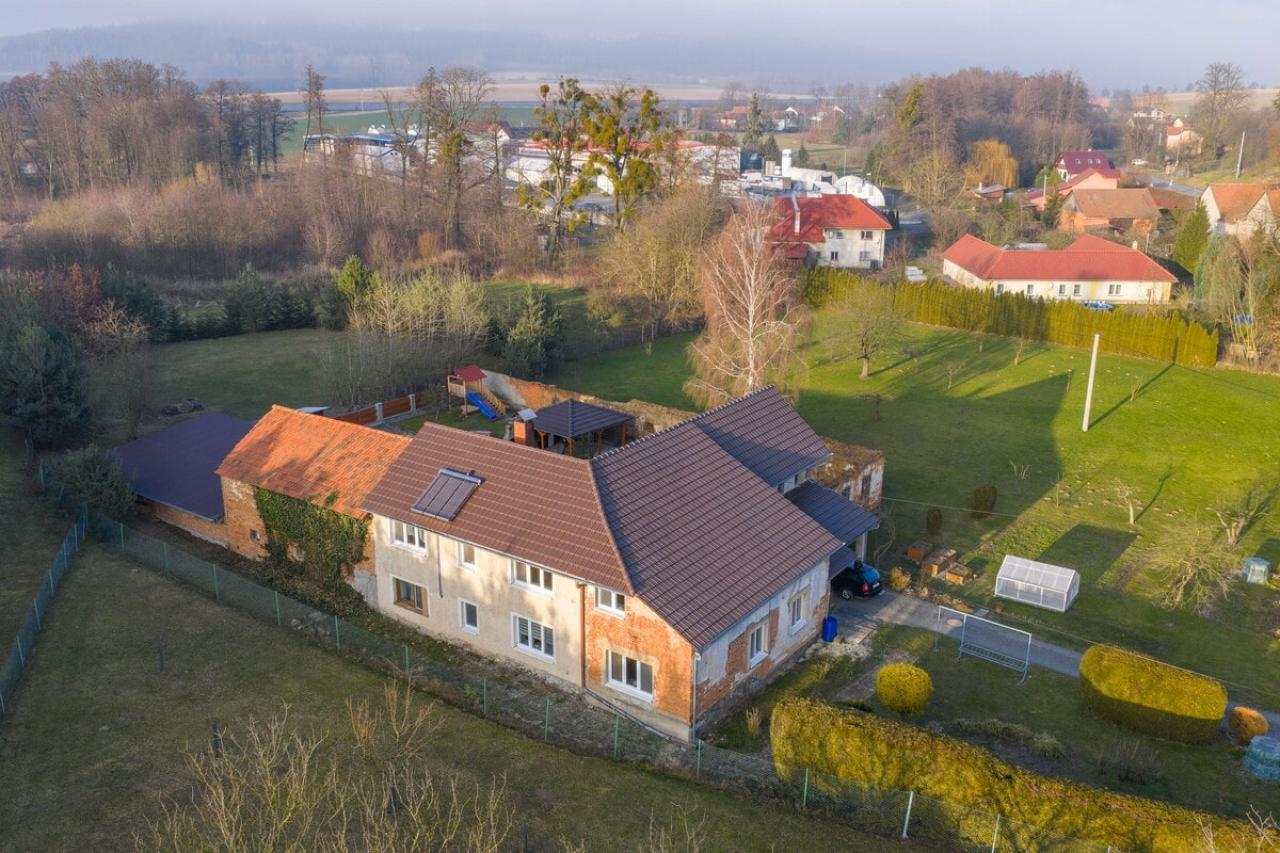 20_PRODEJ_RODINNÝ DŮM S VELKÝM POZEMKEM_BĚLOTÍN_MICHAL MIŠKO_VÁŠ REALIŤÁK