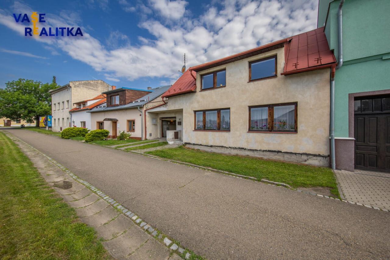3_RODINNY DUM_LIPNIK NAD BECVOU_HRANICKA_MICHAL MISKO_VAS REALITAK
